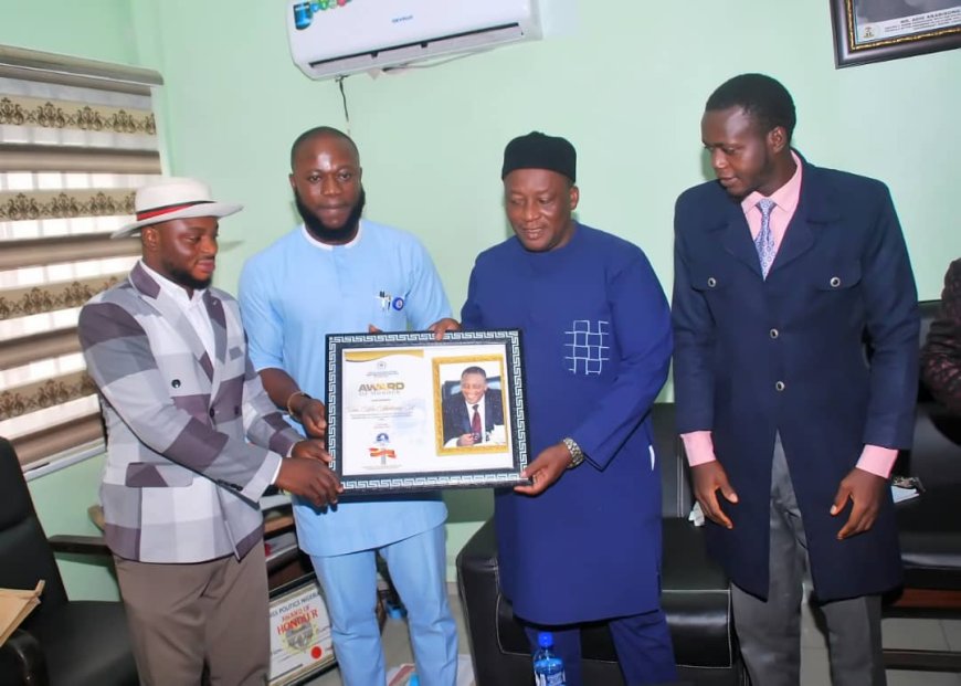 C'River Assembly Clerk Bags NACRISS Award