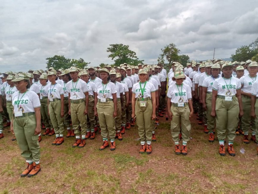 Gov. Otu Tasks Corps Members On NYSC's Nationalistic Ideals 