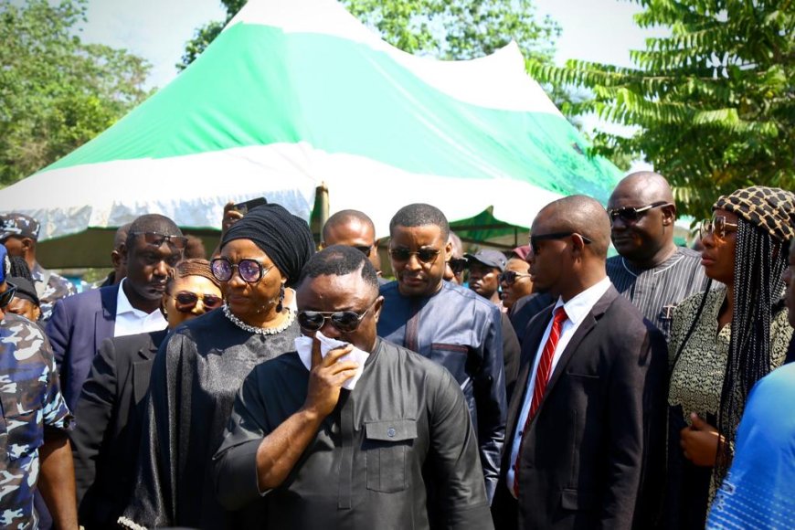 C'River Dep. Gov, SFG, Speaker Attend Ayade's Sister Funeral, Condole with Family