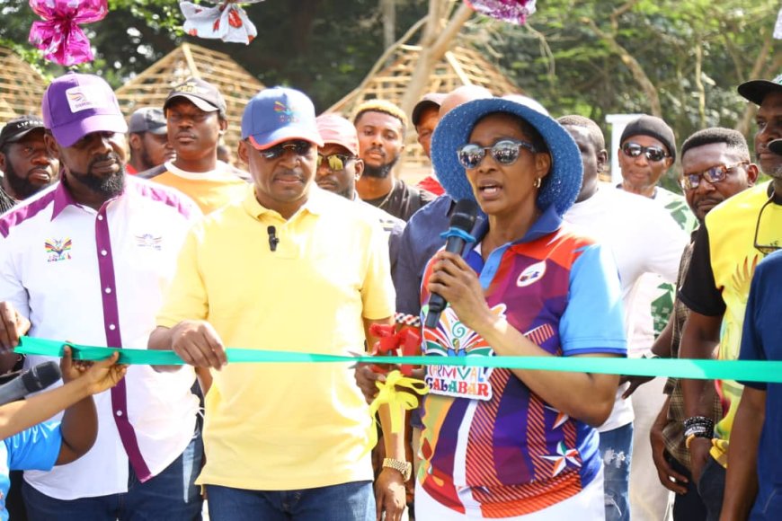 Carnival Calabar: Deputy Governor, Rt. Hon. Peter Odey Flag-Off Children Dry Run with Former First Lady, Mrs. Onari Duke