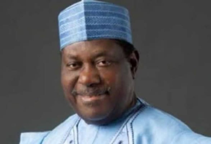 Garlands For SGF As He Clocks 70