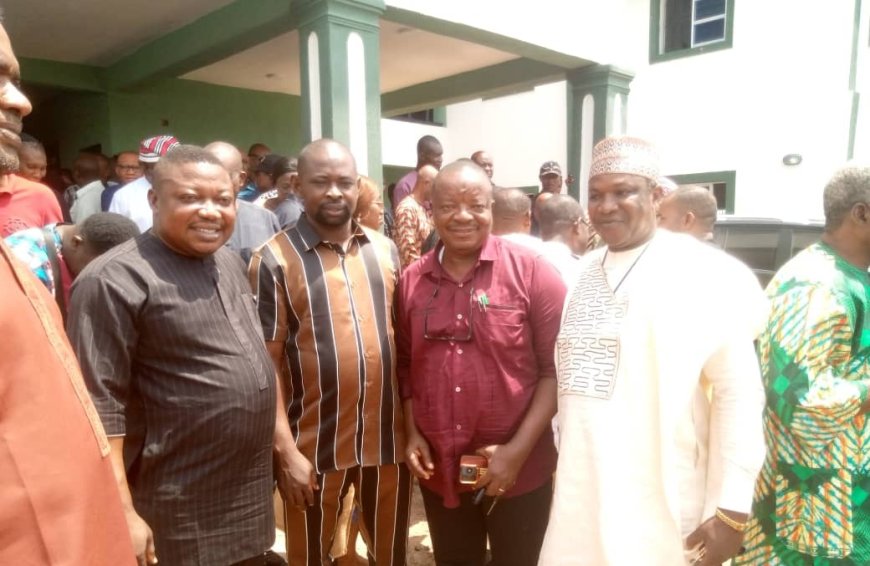 Ebonyi House Of Assembly LG Committee Hails Council Chairman For Restoring Peace To Edda Community