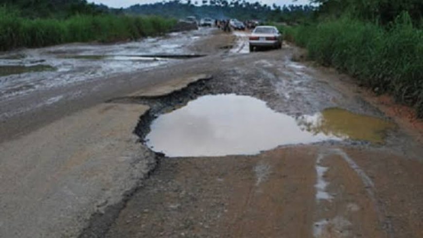 Motorists, Commuters Lament Deplorable Federal Roads In C'River