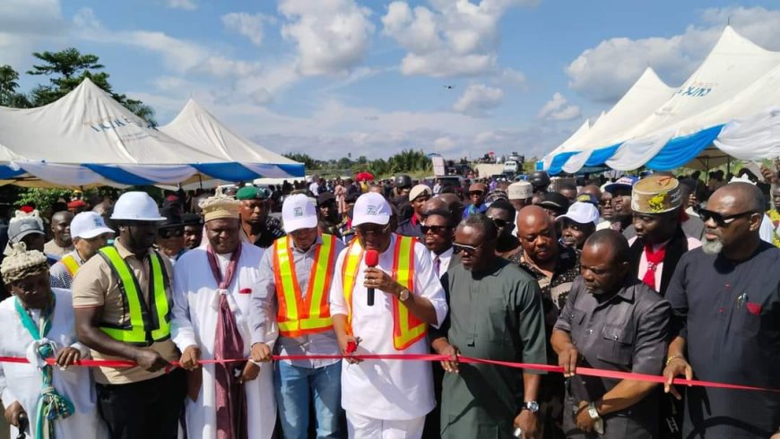 Gov Otu Flags-off Adiabo-Ikoneto Road Construction