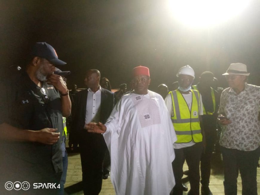 Calabar - Itu Road: Umahi scores local contractor high 