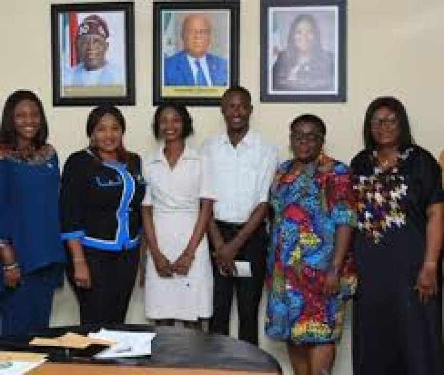 AKSG Presents N79M Cheques To Aviation Students