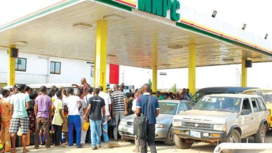 Fuel Scarcity Paralyse Economic Activities in Calabar As a Litre of Petrol Sells for 1,300