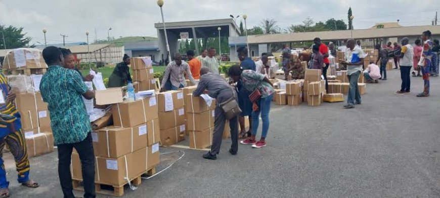 Breaking...  Edo Poll: INEC Begins Distribution of Materials