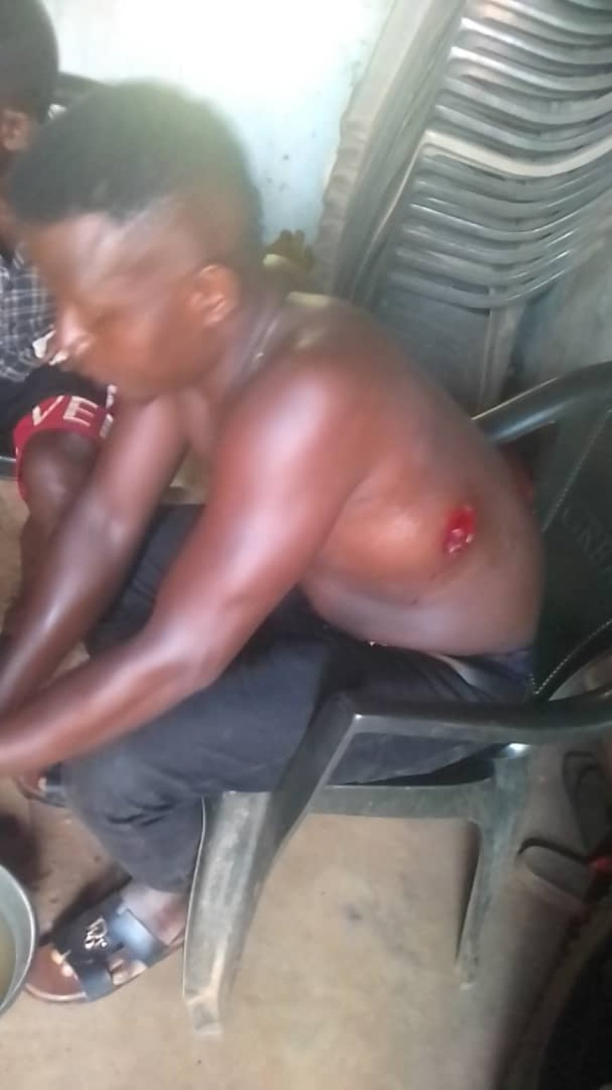 BREAKING:  Hoodlums Attack PDP Candidate in Obubra as Elections Materials Were Alledgly Hijacked