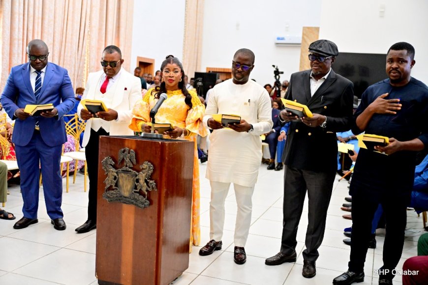 Gov. Otu Inaugurates Newly Elected Local Government Chairmen