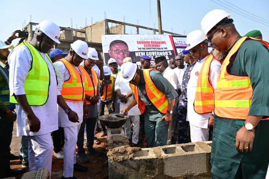 Gov. Otu Lays Foundation For Ogoja Governor's Lodge Reconstruction