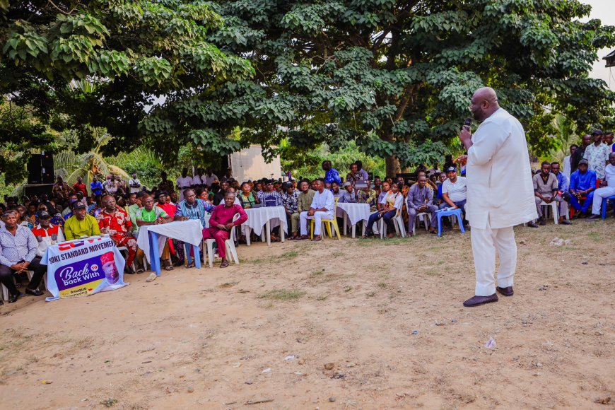 SENATOR ASUQUO EKPENYONG HOLDS MEET AND GREET WITH ODUKPANI YOUTHS, WOMEN GROUPS