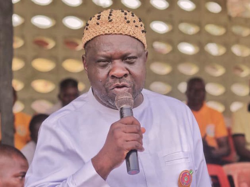 C' River: Sen Eteng Facilitates Solar-Powered Boreholes, Street Lights In 27 Communities in Central Senatorial District