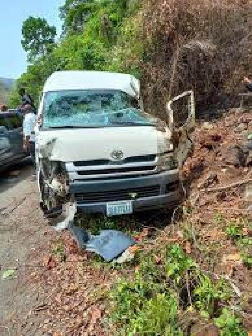 Cross River Gov't Consoles Families of Ikwette-Obudu Car Crash