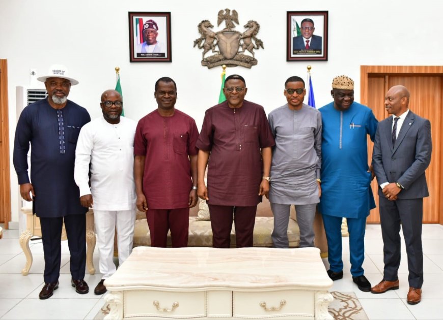 Rift Between Ayade, Otu Looms in Cross River … Looting of government offices by appointees must be probed - Civil servant