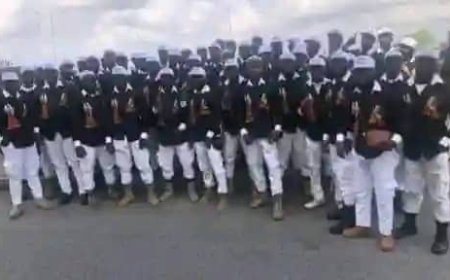 A'Ibom: Gov. Umo Eno Disbands Notorious Crowd Control Squads Over Unhealthy Rivalry, Public Nuisance