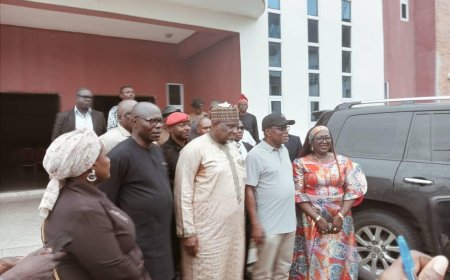 Niger Delta Minister commends UNICAL VC on Dev't