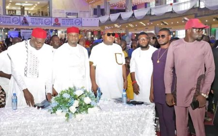 GLITZ AND GLAMOUR AS SENATOR NWEBONYI ATTENDS THE OFFICIAL LAUNCH OF BERWO-PET PROJECT OF  EBONYI STATE GOVERNOR’S WIFE