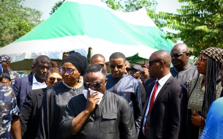 C'River Dep. Gov, SFG, Speaker Attend Ayade's Sister Funeral, Condole with Family