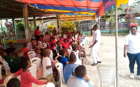 Christmas: NSE Spouses Forum Distributes Educational Materials To Children In Calabar