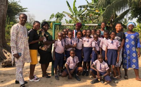 Effa Imoh Okim Fulfills Promise, Gifts Community School Recreational Items