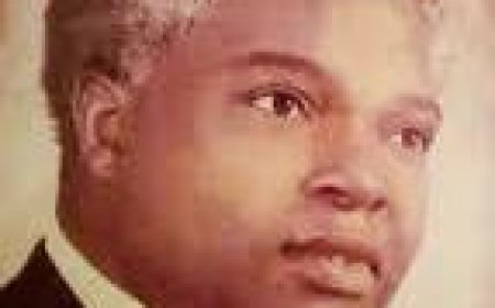 Otu Sets Up 22-Man Committee For Wayas' Burial