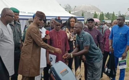 NG-CARES: C'River Gov't Commences Distribution of Boats, Cash To Riverine Communities