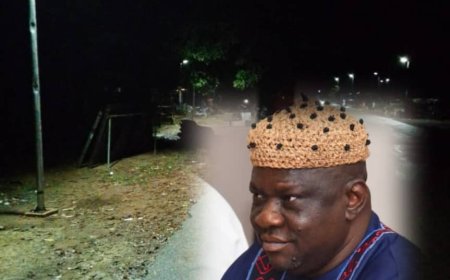 Senator Williams Brightens Obubra Urban With Solar-powered Street Lights