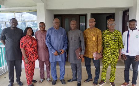CAGraM/Door 2 Door Support Groups Honour APC Chieftains in Cross River