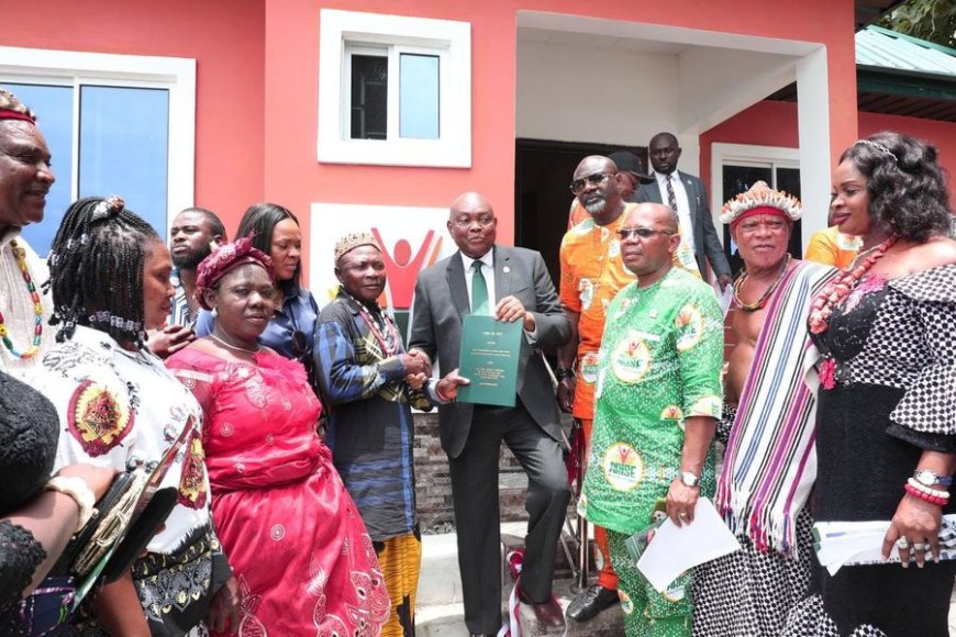 Promise Fulfilled: A'Ibom Governor Hands Over Home To Ex-corps Member's Family In C'River