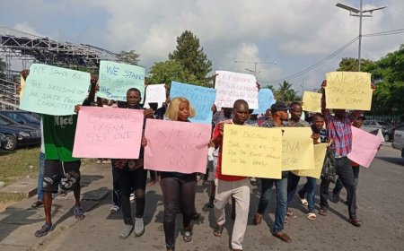 Protest Rocks C' River PDP Secretariat Over Move To Reinstate Suspended Chairman   ...As Acting Chairman Supports Action