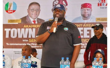 NOTIFICATION OF CROSS RIVER SOUTH STAKEHOLDERS CHRISTMAS ENGAGEMENT WITH SENATOR ASUQUO EKPENYONG.