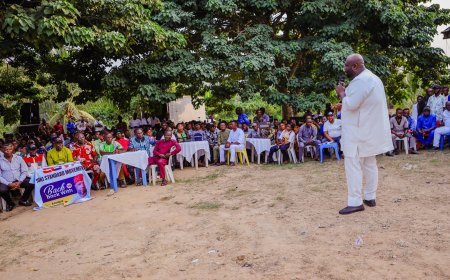 SENATOR ASUQUO EKPENYONG HOLDS MEET AND GREET WITH ODUKPANI YOUTHS, WOMEN GROUPS