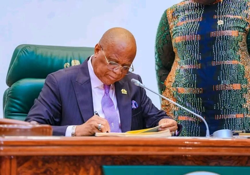 A'IBOM GOVERNOR SIGNS N955B 2025 BUDGET INTO LAW
