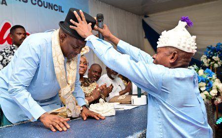 PICTORIALS ON TRADITIONAL CONFERMENT OF TITLES ON GOV BASSEY OTU AND THE WIFE, HE EYOANWAN OTU BY IBOKU CLAN IN ODUKPANI LOCAL GOVERNMENT AREA OD CROSS RIVER STATE