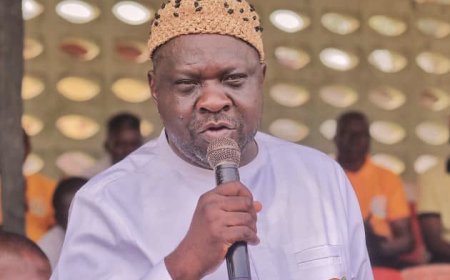 C' River: Sen Eteng Facilitates Solar-Powered Boreholes, Street Lights In 27 Communities in Central Senatorial District