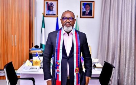 Group honours chief of staff for unwavering support for Gov Otu’s administration.