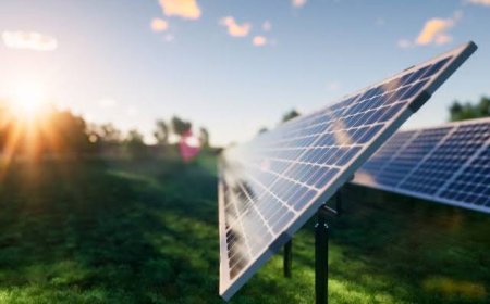 FG insists on ending N200bn solar panel import