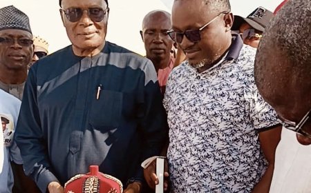 Former Governor Ebri Crowned Esoghor 1 of Nta Community