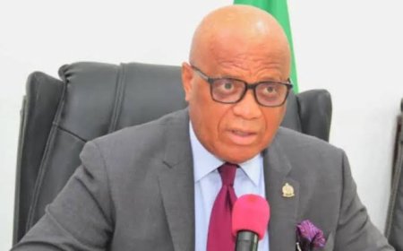 Trouble Brews in A' Ibom As Commissioner, 15 Lawmakers Refuse to Defect With Gov Eno To APC