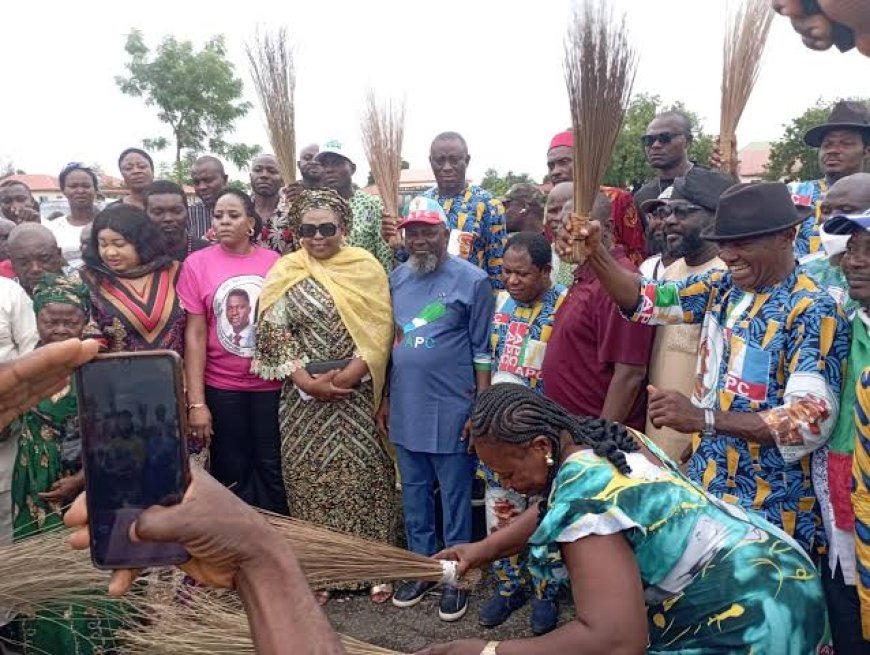 Ebonyi Federal Lawmaker, Nwobashi, Dumps APGA for APC