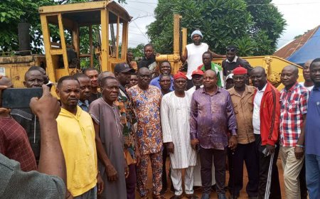 Senator Jarigbe Flags Off Igwo-Nwako Road Construction in Obudu LGA