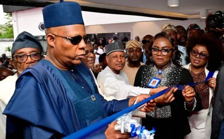 Fed. Govt Rolls out Mouth Watery Incentives To Boost MSMEs ... Gifts 250k to C'River Entrepreneurs.