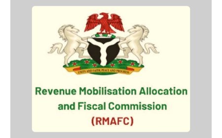 POLITICS:  FG Plans Salary Increase for Tinubu, Senators, Other Political Office Holders