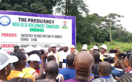 Sen. Asuquo Facilitates Reconstruction of Akamkpa, Uyanga, Okom Ita Federal Highway