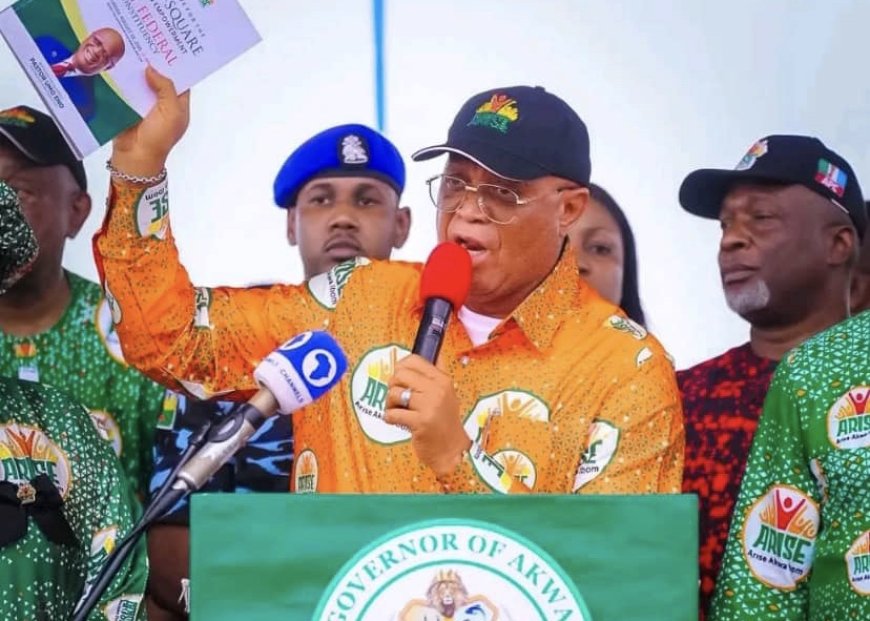 GOV ENO EMPOWERS 1076 PERSONS WITH OVER N400M GRANTS, EQUIPMENT, CARS IN EKET FEDERAL CONSTITUENCY