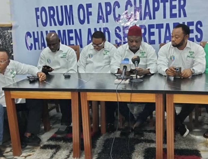 BREAKING: Gov Otu Intervenes in APC Leadership Crisis, Convenes Emergency Meeting With Warring Factions Today