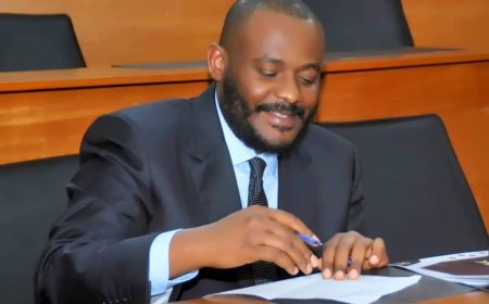 Otu's Commissioner Facilitates Basic Education At Holy Cross Catholic School, Ugep ... Awards Six Year Scholarship For Learners