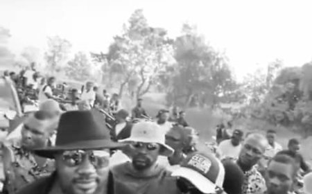 Impeachment: Hundreds of Ogoja Youths Match for Vice Chairman, Vows to Sink With Him