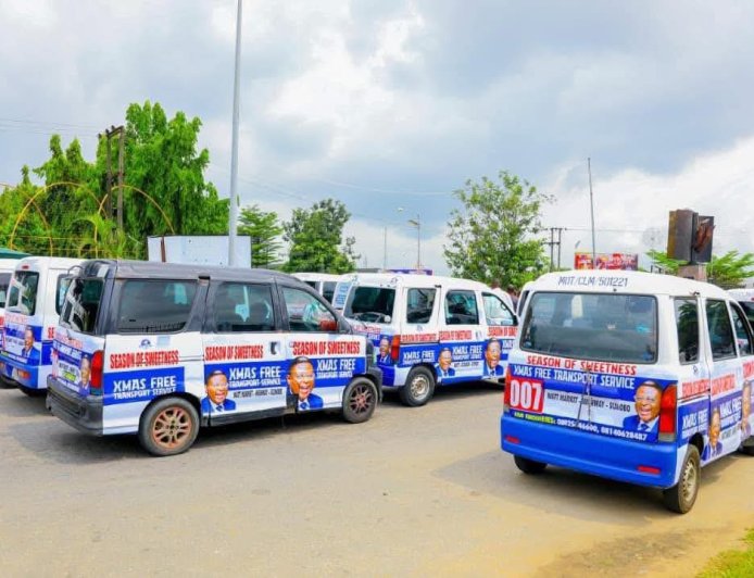 C/River Residents Commend Gov. Otu for Free Transport Scheme